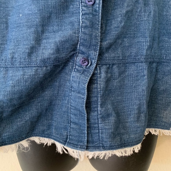 Bella Dahl Corduroy Denim Frayed Hem Button Up Shirt - Picture 7 of 11